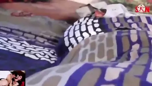 Hint yenge ile büyük göğüsler var becerdin içinde lockdown