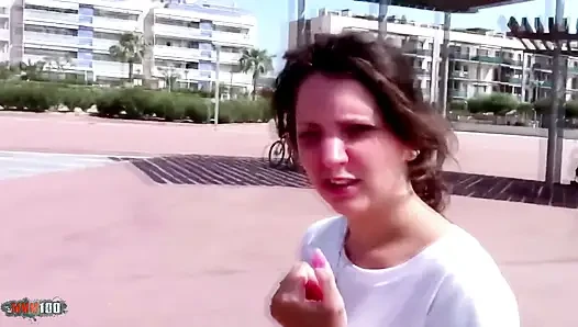 Nathalie vanadis: nathalie vanadis ve büyük doğal göğüsleriyle plajda anal sikiş