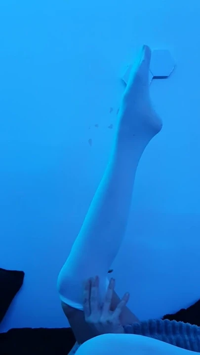 Горячие ноги и ступни