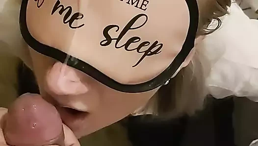 Genç esmer uyarılmış erkek arkadaşı ile yaramaz alır - audreywet