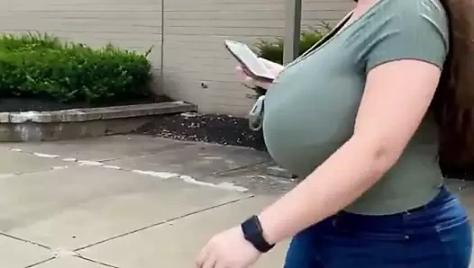 En sevdiğim büyük beyaz göğüsler