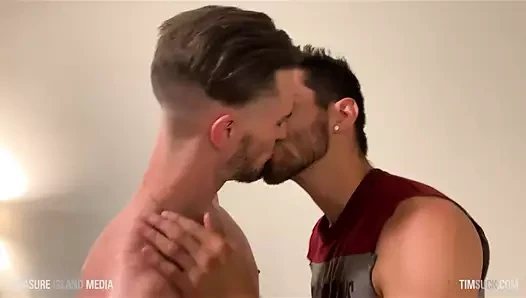 O d üzerinde ince su samuru slurpin'