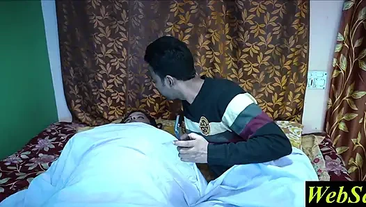 İnanılmaz sert seks gece yarısı yakalanıyor! Gerçek aldatan seks