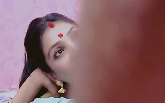 Yeni evli kadın damadın üvey erkek kardeşi tarafından sikiliyor sert seks