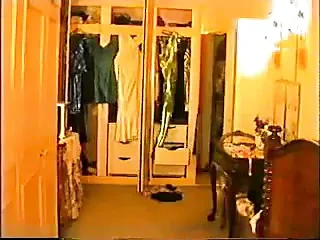 Bayan ipek - yeğenden hizmetçiye, hizmetçiden çekiciliğe