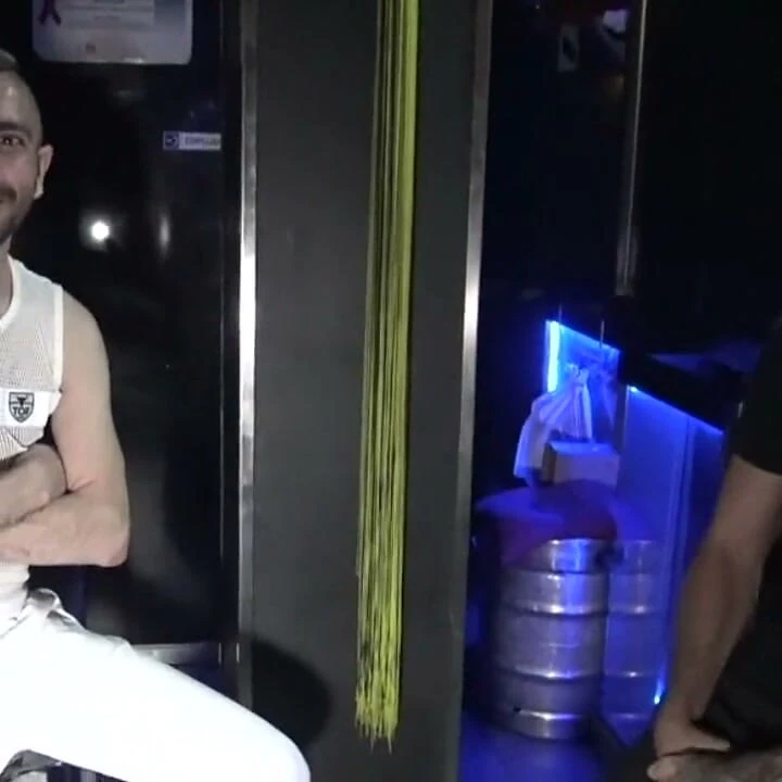 Genç Çingene Bais Eun Gay