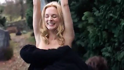 Heather graham üstsüz sahne