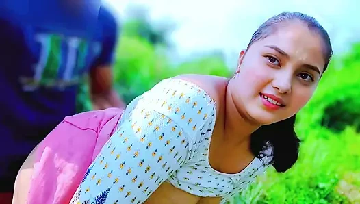 Hintli köylü sevimli hizmetçi çok maaş için patronu tarafından sikiliyor, desi sevimli hizmetçi açık havada ormanda sikişiyor Hintçe