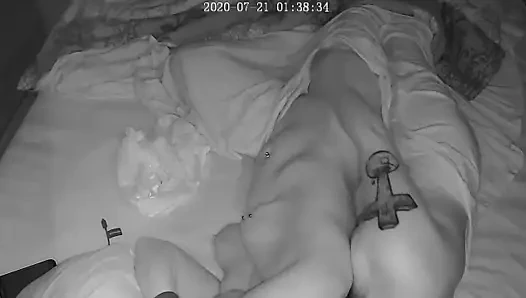 Ben ona binerken o kıçımı oynuyor