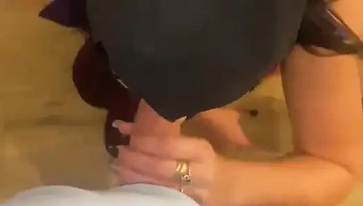 Her delikten bir ep 1milfycalla her zaman takılara aşık olmuştu. Parıltısını ve parıltısını sevdi...