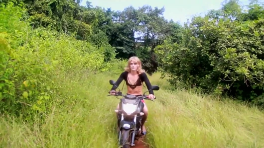 Motosiklette seks anal fışkırtma