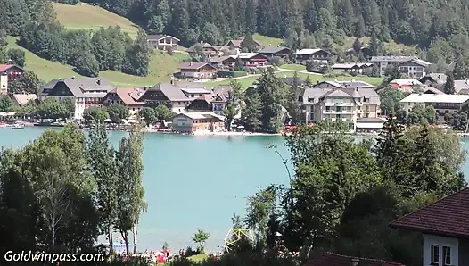 Alman açık havada lederhosen grup seks partisi