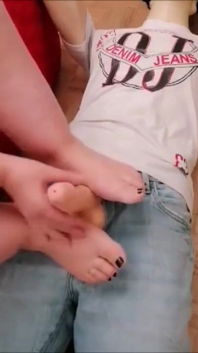 Mini ayakla mastürbasyon lol