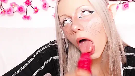 Bacaklar çorapta ve vücut elbisesinde!