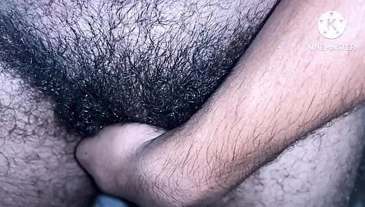 Ateşli Hintli kadın kıllı amcığını gösteriyor kıllı seksi video tam ateşli