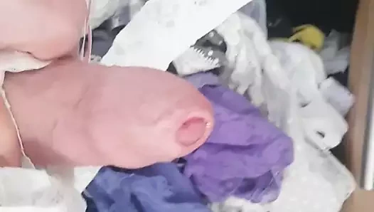 Girlfriend's sisters külot çekmecesi