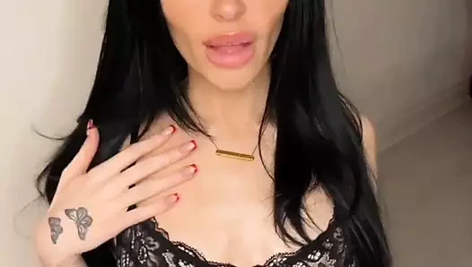 Amatör sürtük tek başına oynuyor