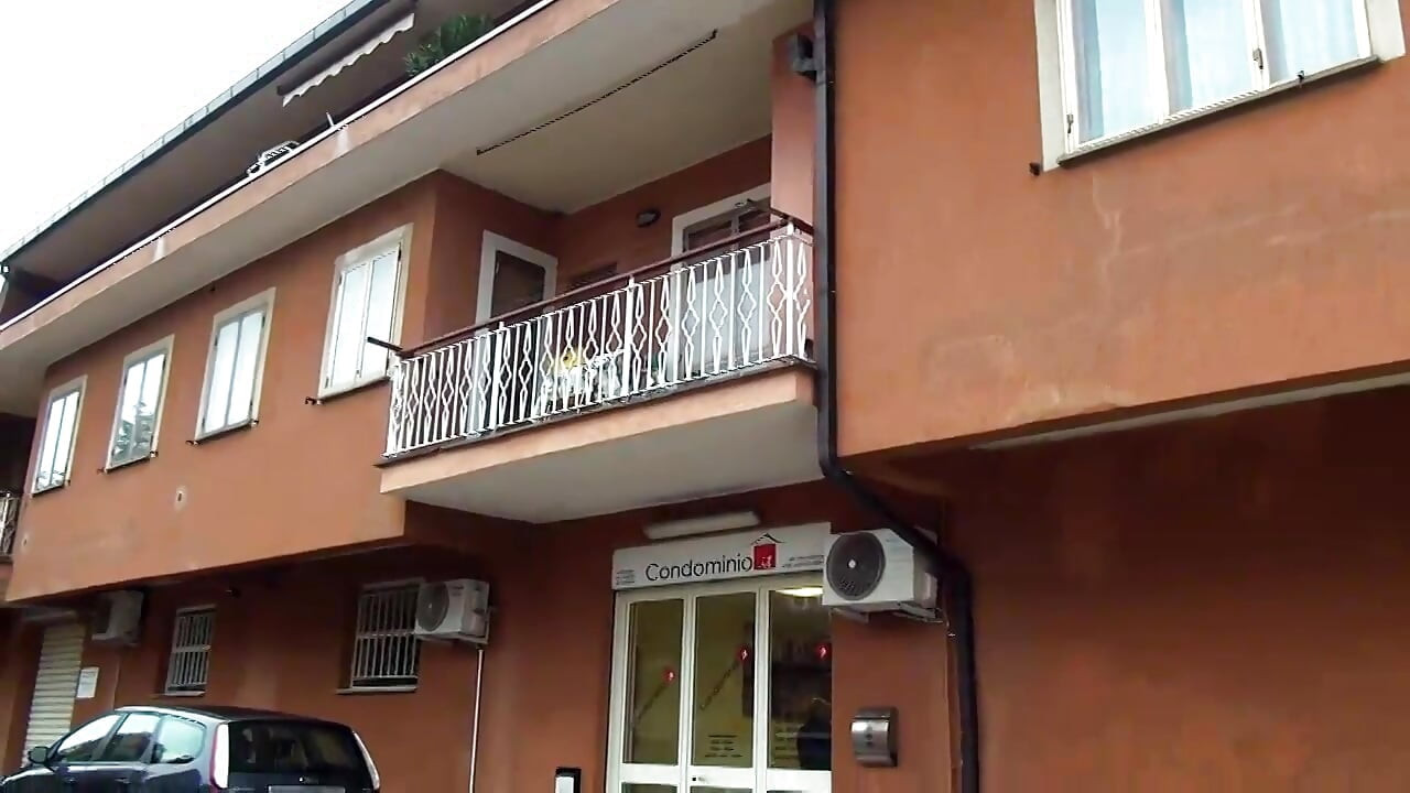 Götümde amcığım var