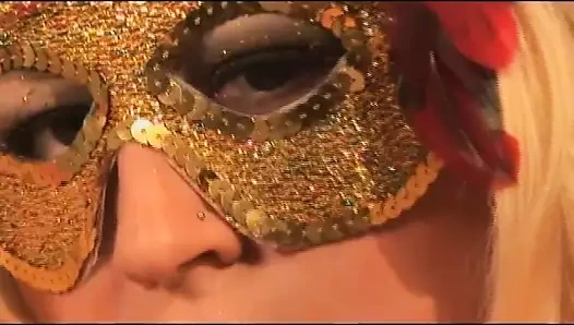 Pis bir macera için büyük horoz