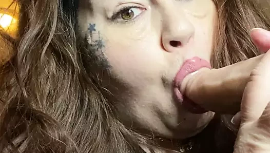 Ariesbbw ıslanıyor