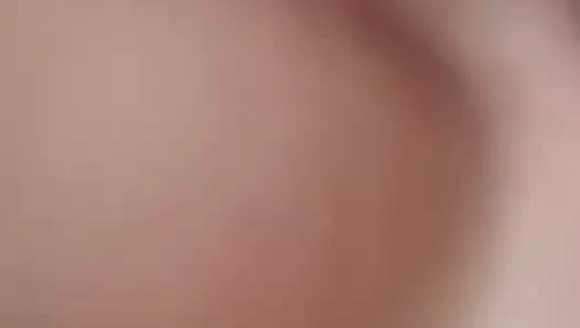 Sürtük başka bir adamı boşaltıyor