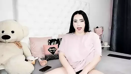 Alman orta yaşlı seksi kadın ve büyük bir dildo