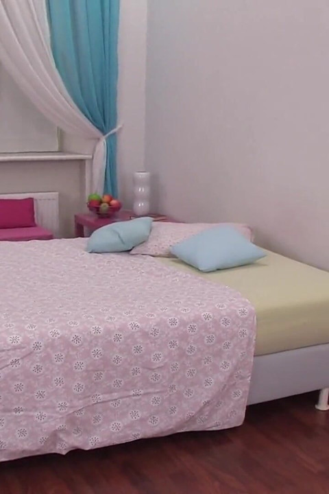 18 yaşındaki bella gırtlağına kadar siktiriyor