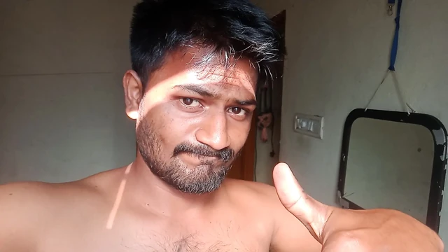 Flash Man aşk modunda bir ifade başlat