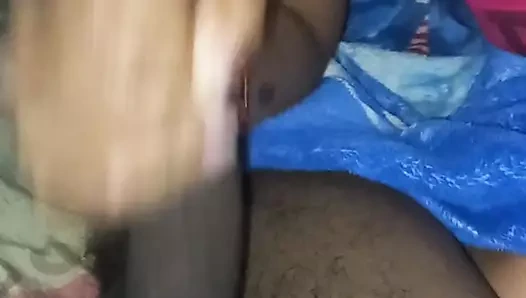 Aldatan evli kadın sevgilisiyle seksi oral seks yapıyor