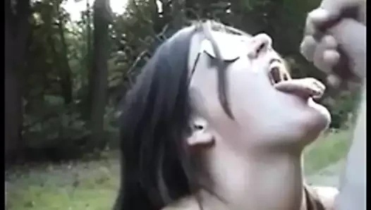 Spermavore açık inanılmaz yüz cumshot