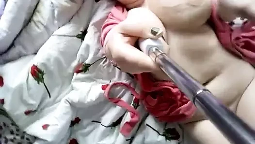 Busty vladimirova sikikleri kendini