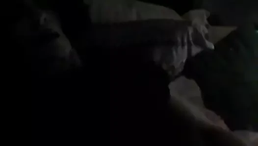 Ava tek başına oynuyor