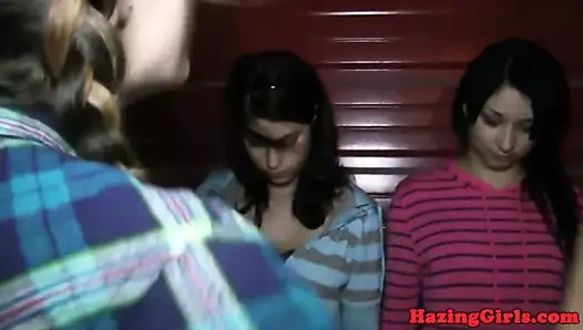 Yüze oturan bebek hazes üniversiteli amatörler