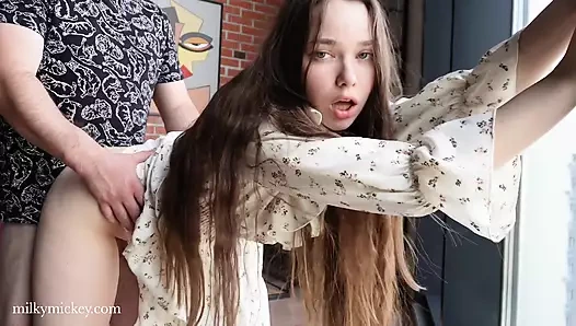 Karısını en iyi arkadaşıyla aldatıyor