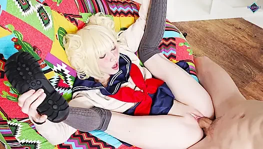 Himiko toga yarak ve amcığın içine boşalmayı seviyor