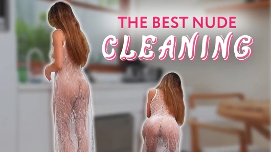 Seksi minyon esmer Amy Haze iç çamaşırı olmadan transparan elbiseyle mutfakta temizlik yapıyor