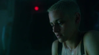 Kristen stewart. jessica henwick - "sualtı"