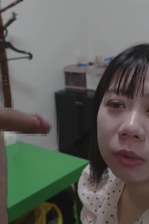 Tatlı bir gülümsemeye sahip Japon restoran personeli kimsenin beklemedüğü bir tarafla herkesi şaşırttı