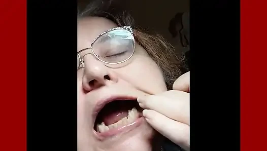 İstenilen video ağzımın içine bak