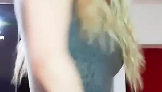 VP06 - Emily Vargas 46ynn