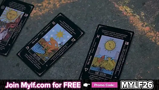 Katrina Colt sana büyü yapacak: ekim orta yaşlı seksi kadın