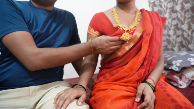 Indian teacher ne apne ghar par bulakar sex kiya tusion ladake se