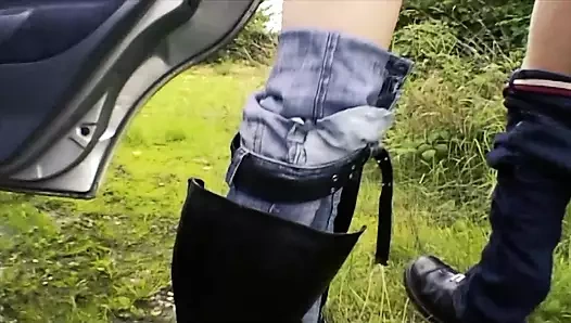 Küçük titted Alman sürtük gets çarptım açık havada