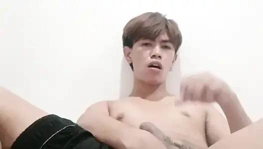 Genç Asyalı adam seni istiyor baba