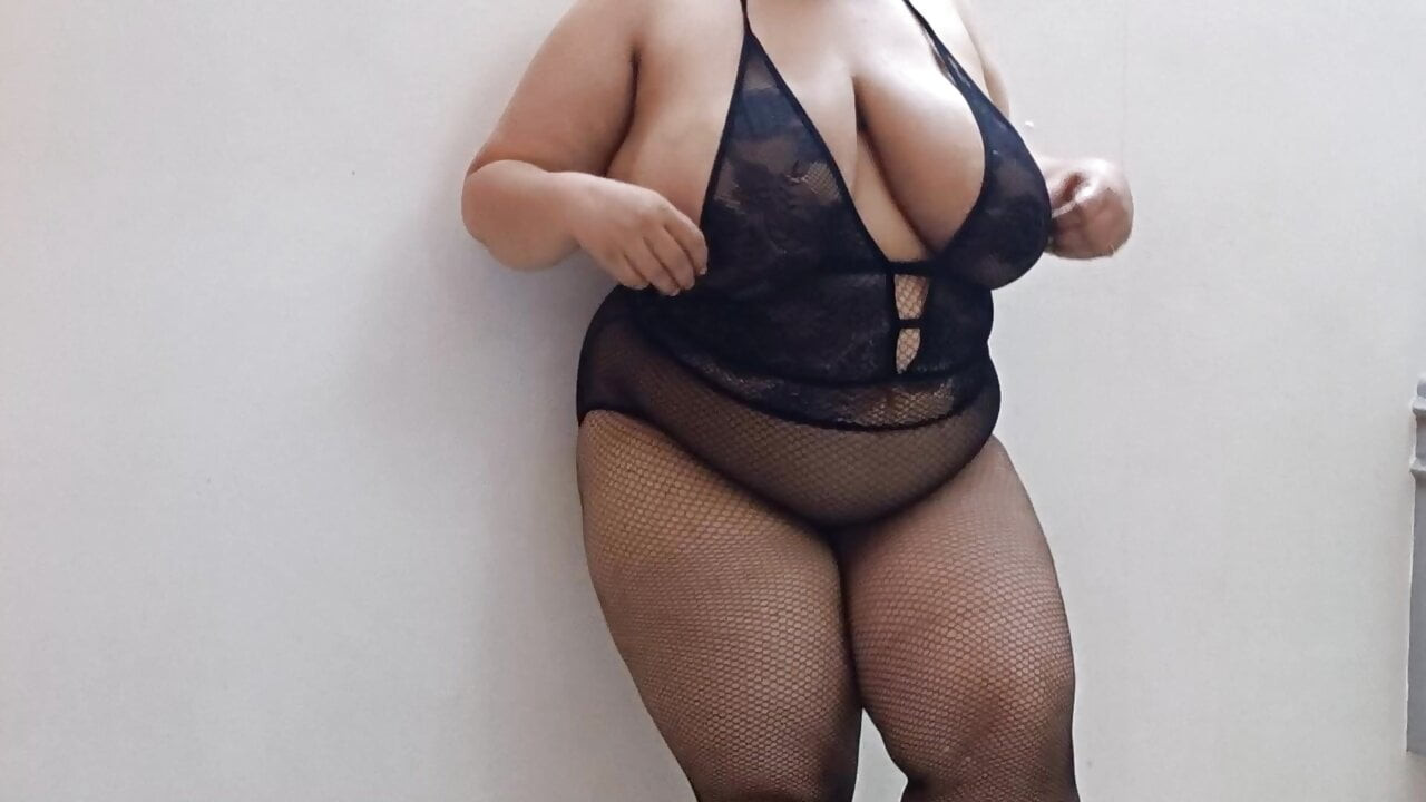 Hint tombul bbw yok kam gösteri içinde ağ kadın iç çamaşırı