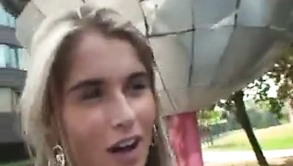 Açık havada kaydedilen tutkulu çift porno