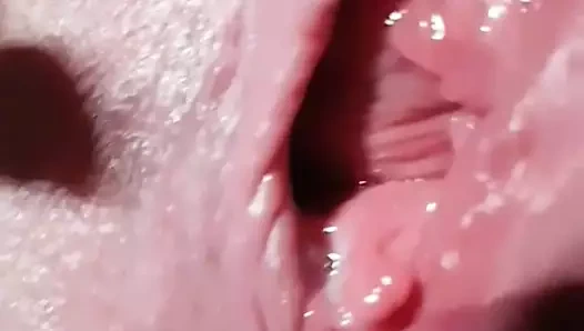 Anal nüfuz ile Katrin'in güçlü fışkırtma