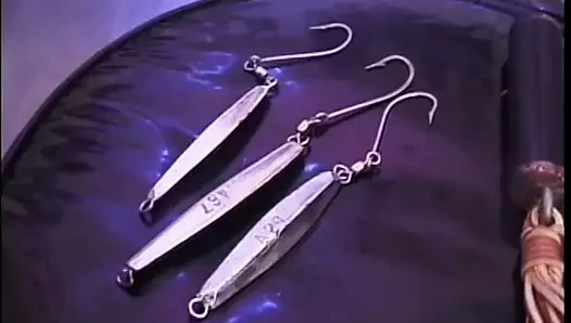 Milf dominatrix dalga geçiyor ona sarışın kadın seks köle ile kedi klipleri