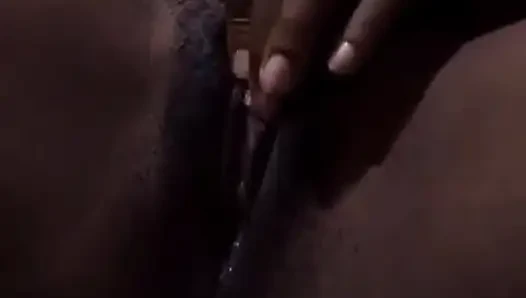 Üvey kız kardeşim xmas gününde anal ve amcığıyla ne yapıyor
