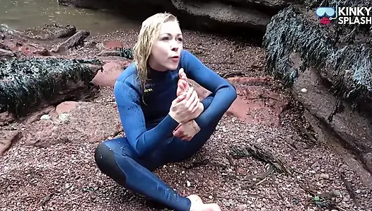 Salty wetsuit toe emiyor sürtük